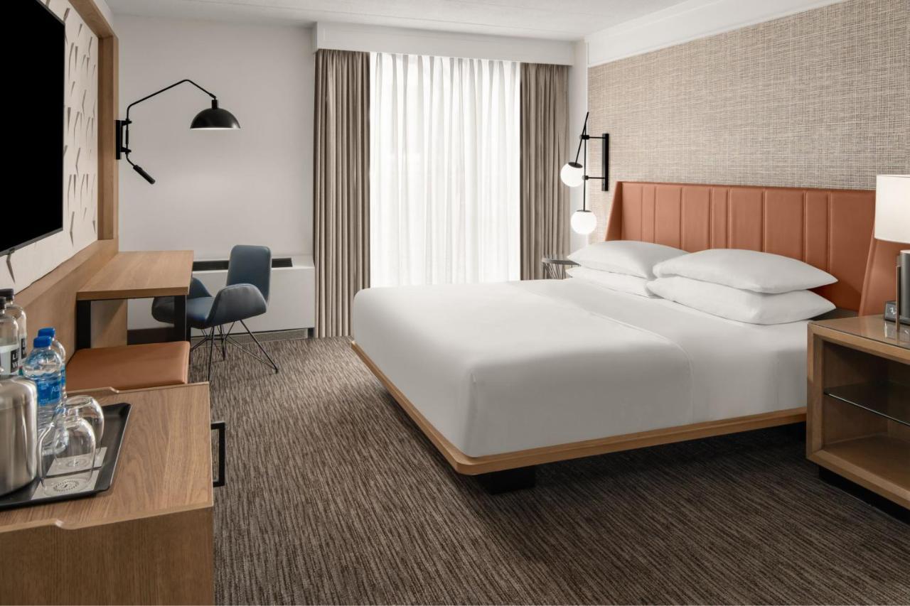 Sheraton Milwaukee ברוקפילד מראה חיצוני תמונה