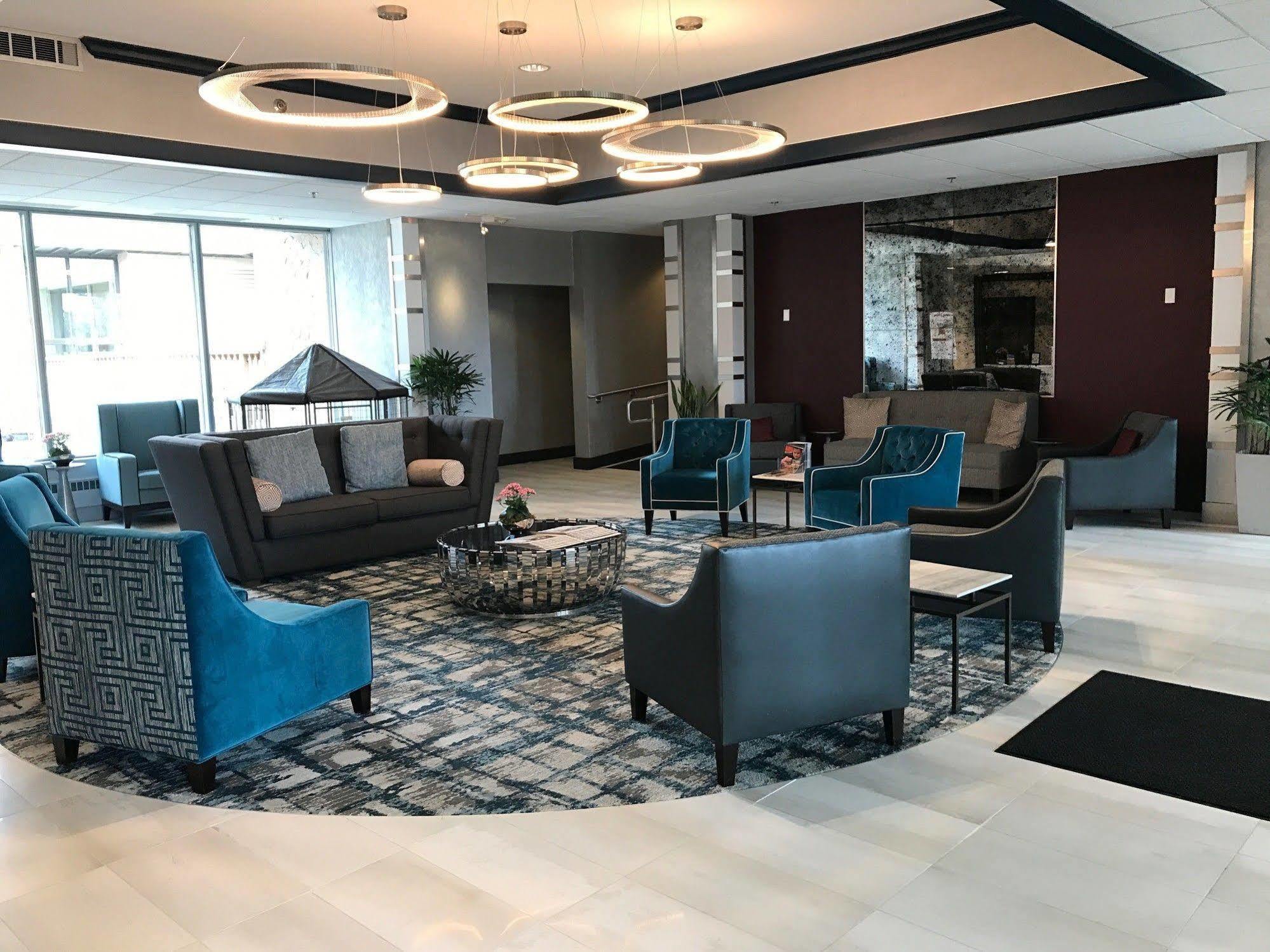 Sheraton Milwaukee ברוקפילד מראה חיצוני תמונה