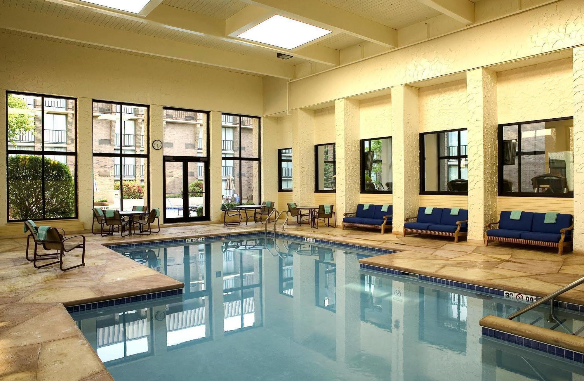 Sheraton Milwaukee ברוקפילד מתקנים תמונה